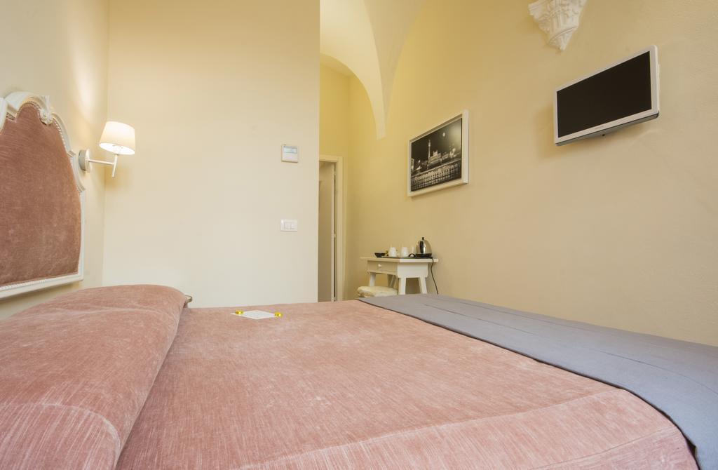B&B Quattro Cantoni Siena Ngoại thất bức ảnh