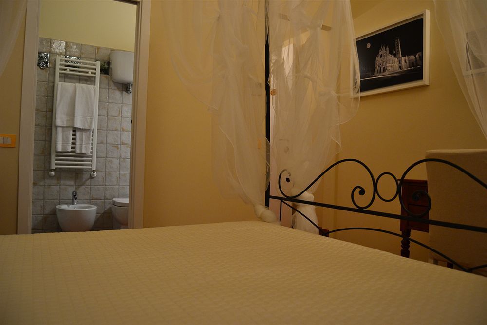 B&B Quattro Cantoni Siena Ngoại thất bức ảnh