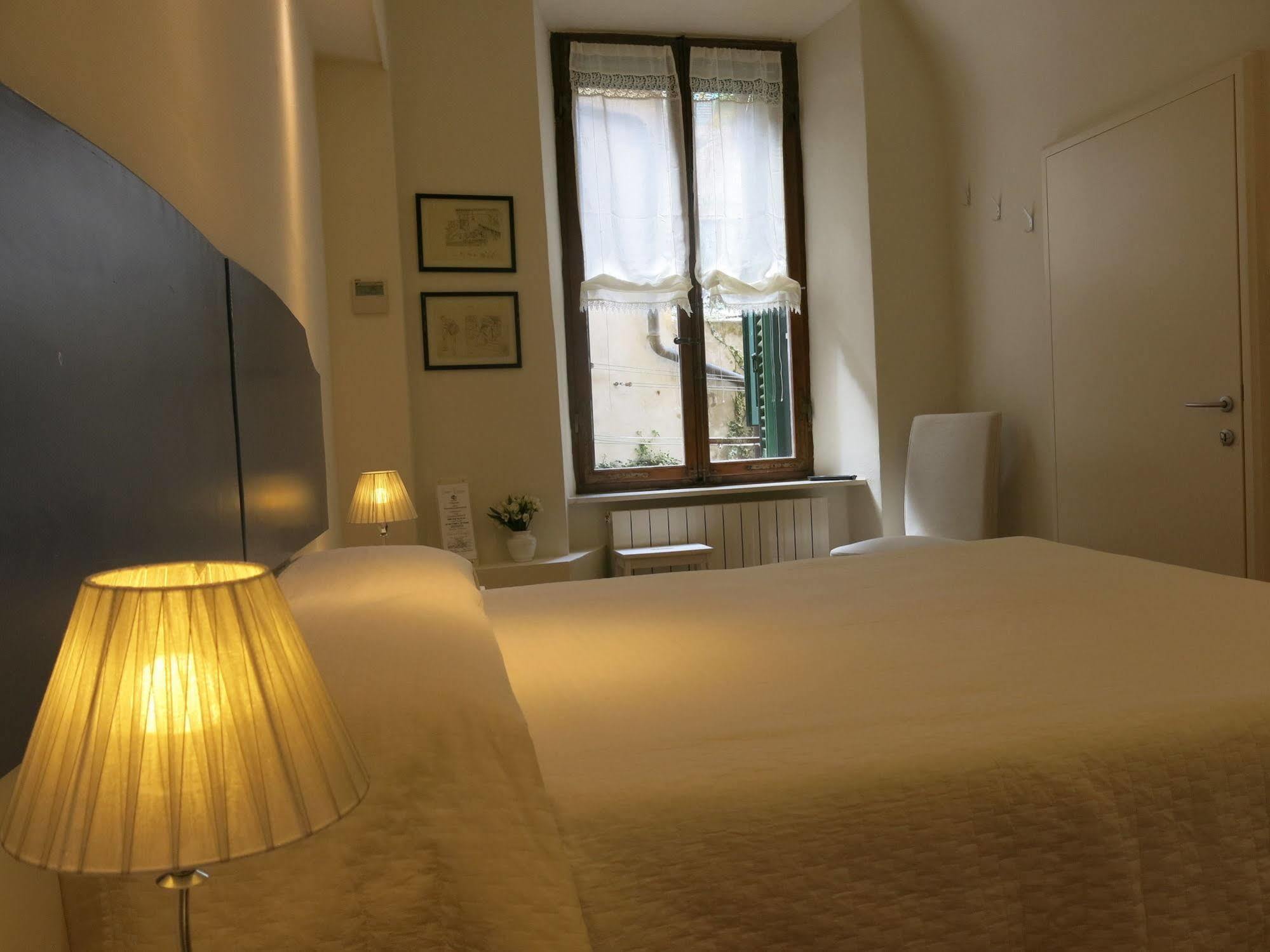 B&B Quattro Cantoni Siena Ngoại thất bức ảnh